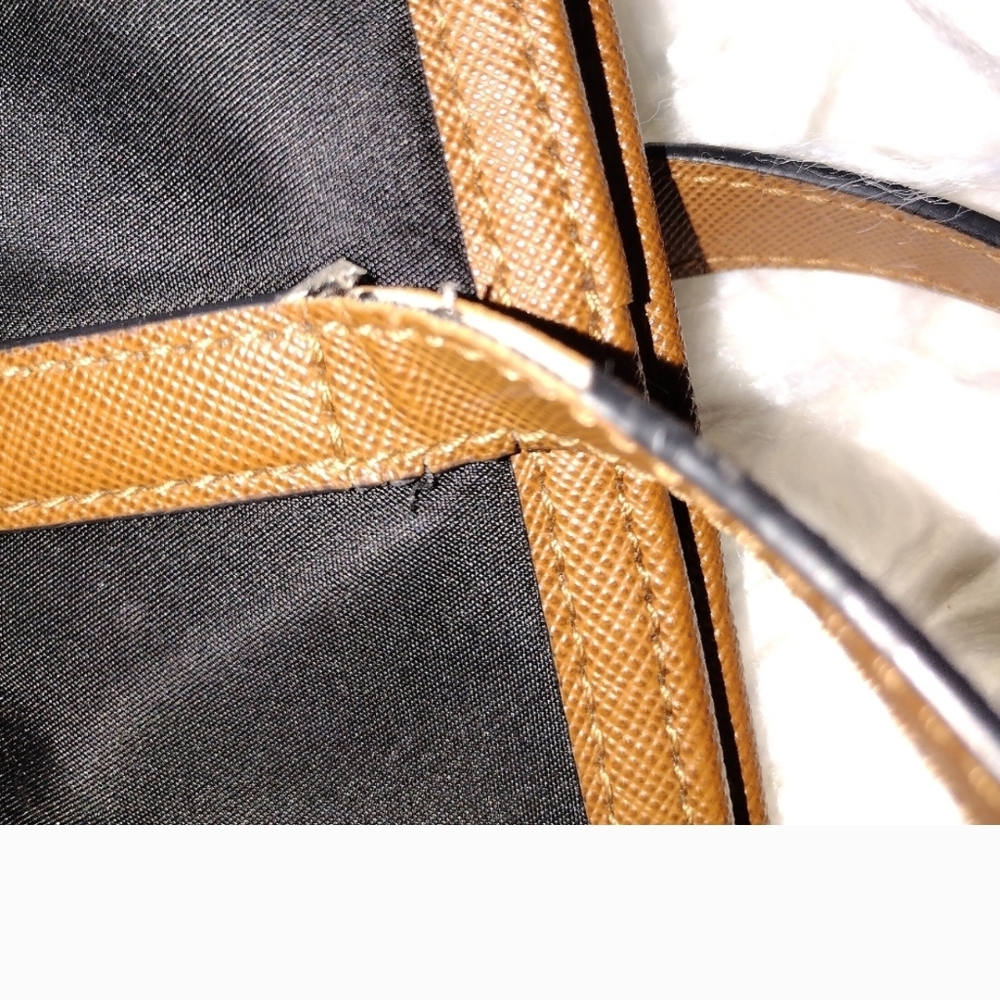 Michael Kors Black and Tan Structured Tote with Gold Hardware - Picture 9 of 16